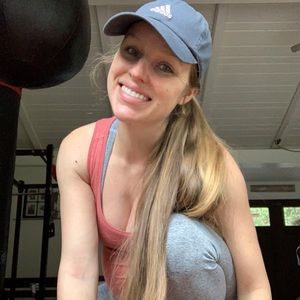 Meet your Posher, April